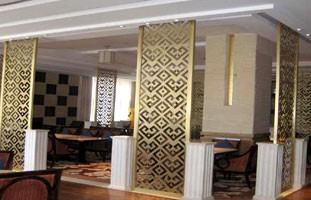 Decorative metal screen