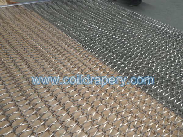 Flat spiral decorative mesh